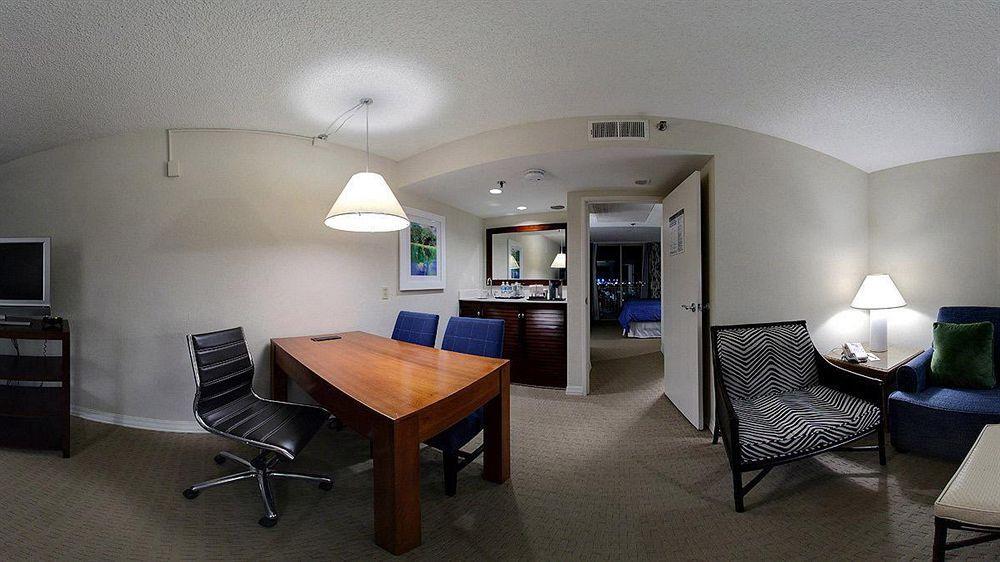 Sheraton Suites Fort Lauderdale At Cypress Creek Exteriör bild